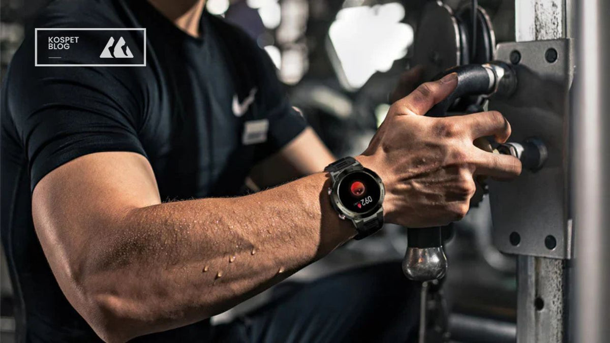 Which lightweight men's watches are designed for running and gym use?
